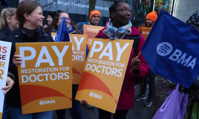 Senior Doctors in England Accept Pay Offer